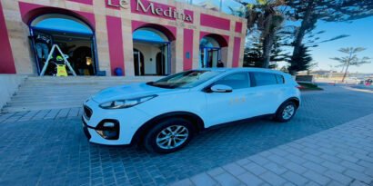 A. Kia Sportage Up To 4 PAX 01